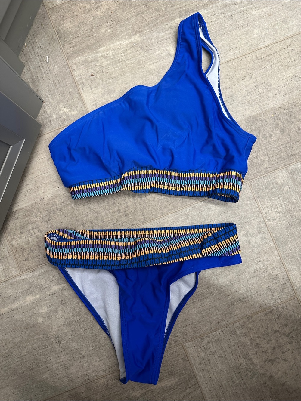 SHEIN Blue One-Shoulder Bikini Set with Decorative Elastic Trim